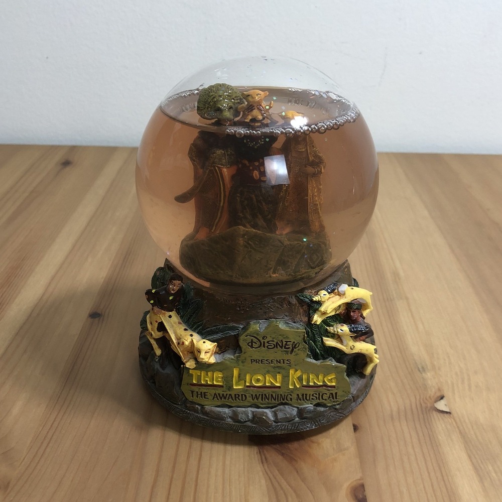 Disney The Lion King The Award Winning Musical Snow Globe Plays Circle Of Life